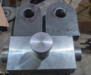 Cruceta cilindro de nivelación PV351